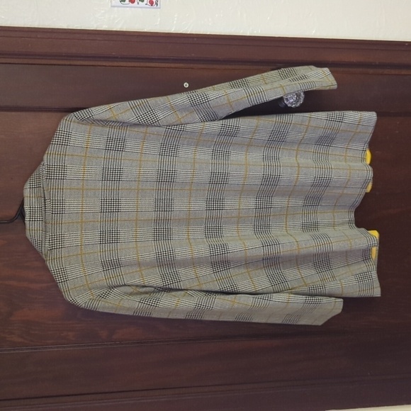 New with Tags Alison Andrews Plus Black, White & Gray Stripe Blazer Size 1X - Picture 7 of 8